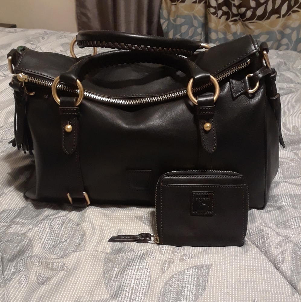 Dooney & Bourke Florentine Satchel Black